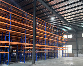 高位横梁式货架.jpg